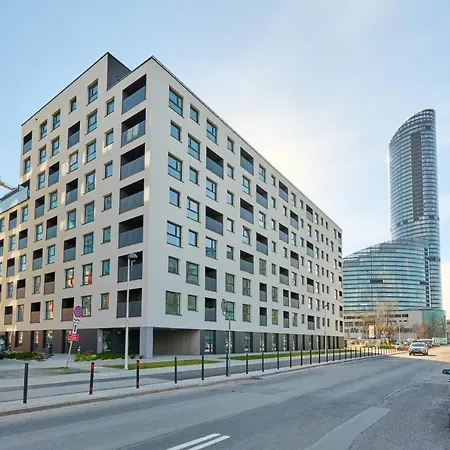 Apartment Gwiazdzista Studio By Sky Tower By Renters Wroclaw
