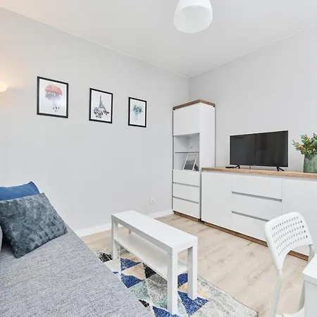 Gwiazdzista Studio By Sky Tower By Renters *