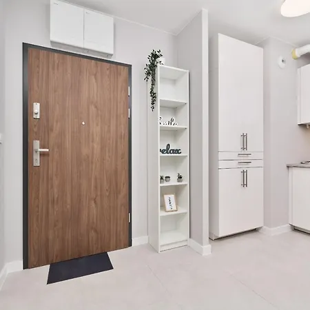 Apartment Gwiazdzista Studio By Sky Tower By Renters