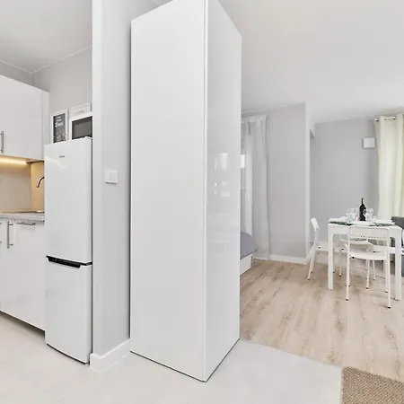Gwiazdzista Studio By Sky Tower By Renters Wroclaw