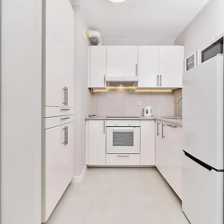 Gwiazdzista Studio By Sky Tower By Renters Appartamento